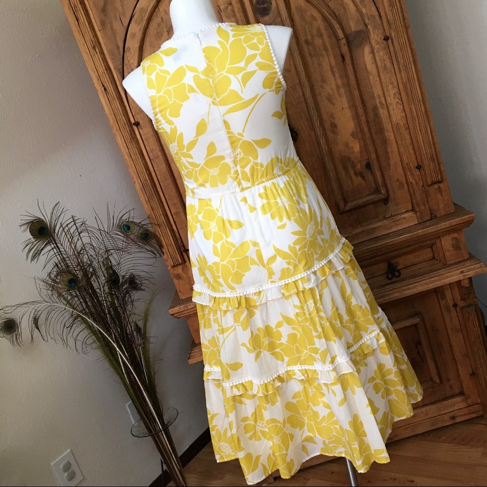 Roz & Ali | Yellow & White Beautiful Dress - Picture 2 of 6